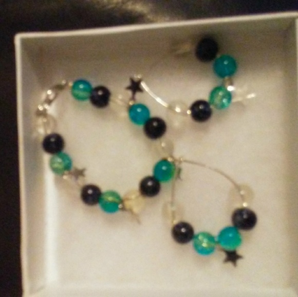 Meet your Posher, Grace i make and sell jewelry - Picture 2 of 8